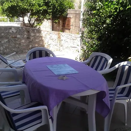דירה In With Sea View, Terrace, Air Conditioning, W-lan 4197-1 רוגוזניצה