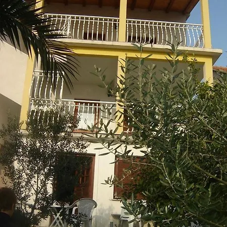דירה In With Sea View, Terrace, Air Conditioning, W-lan 4197-1 רוגוזניצה